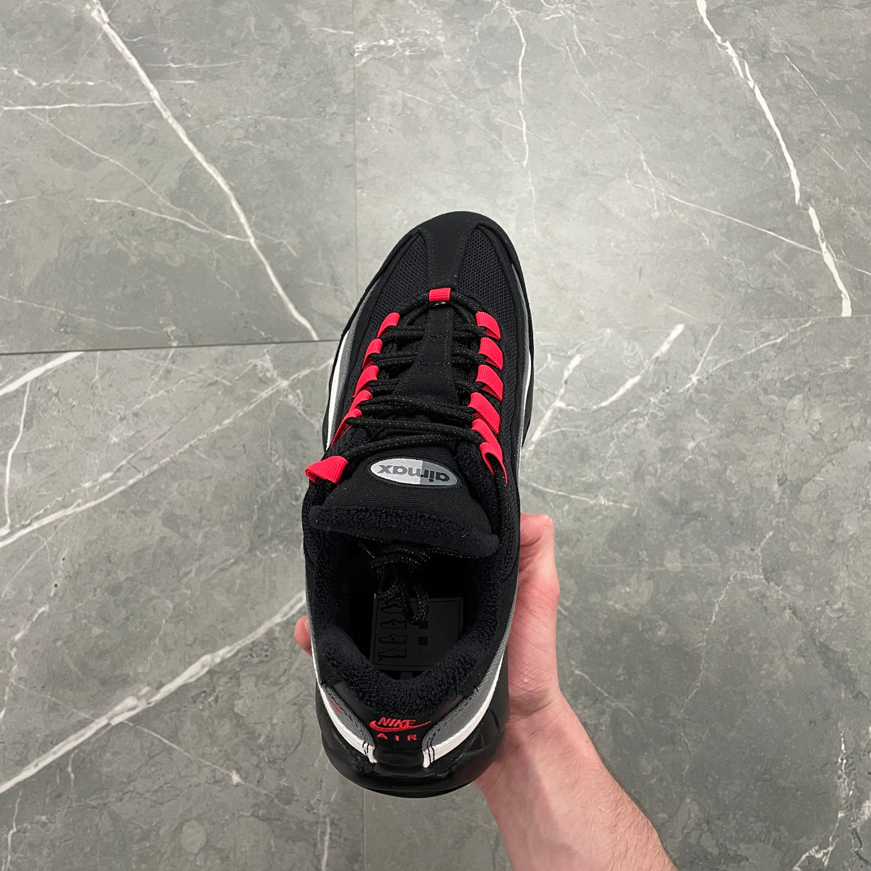 Nike Air Max 95 - Black/Red (Custom)