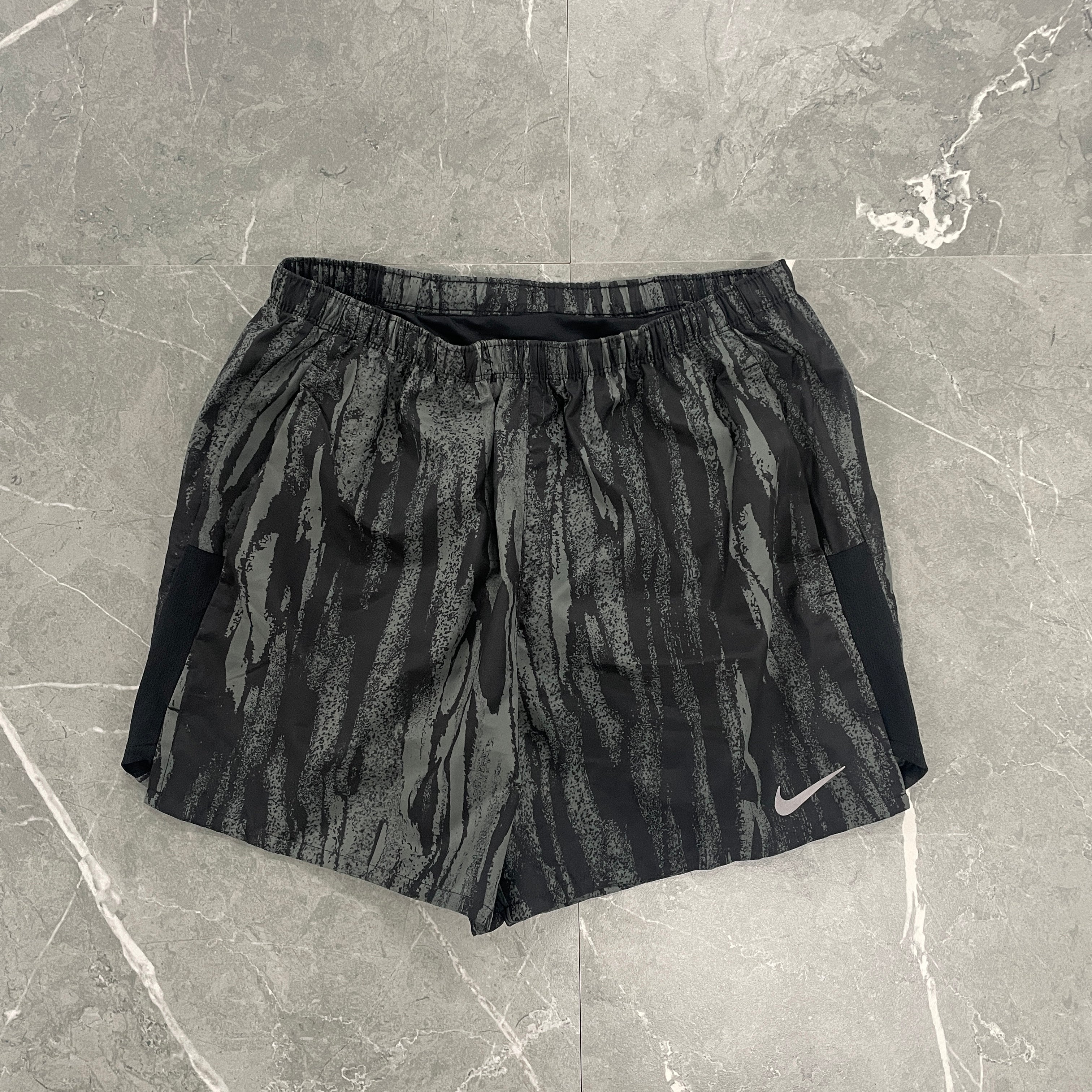 Nike Safari Set - (2nd Hand)