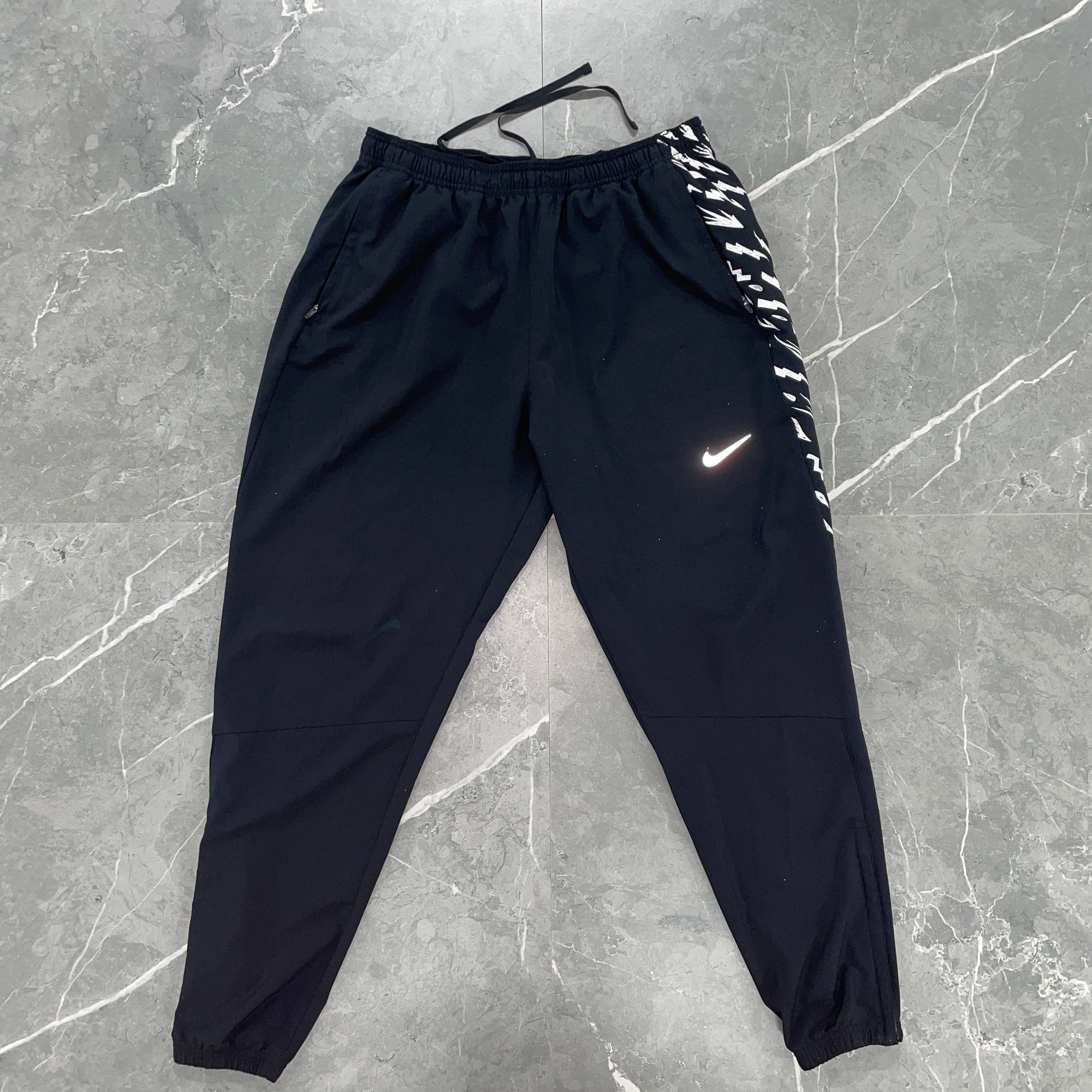 Nike Bolt Tracksuit - Black (2nd Hand)