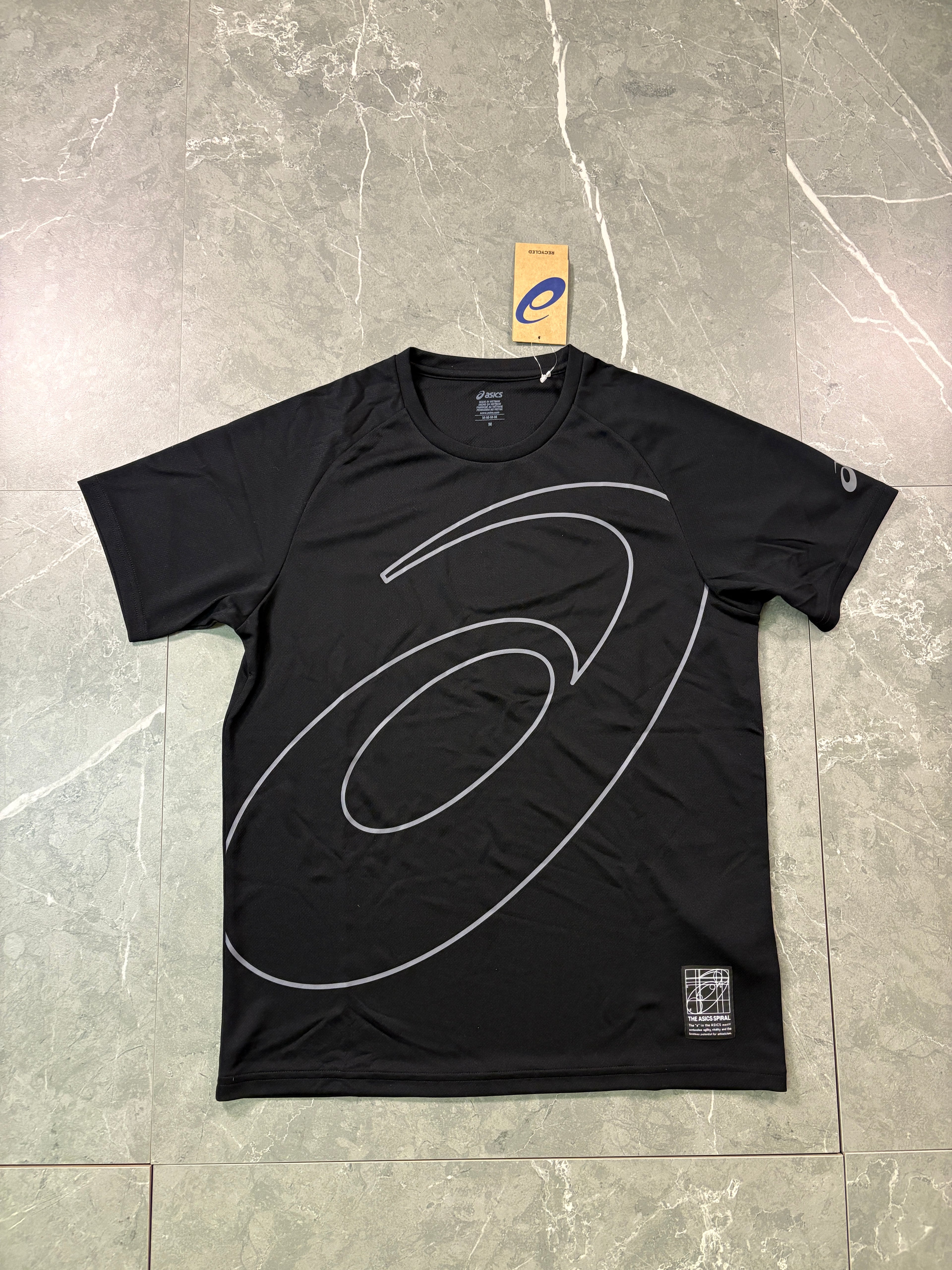 Asics Asia Exclusive Black/Grey Jacket & Shorts Set