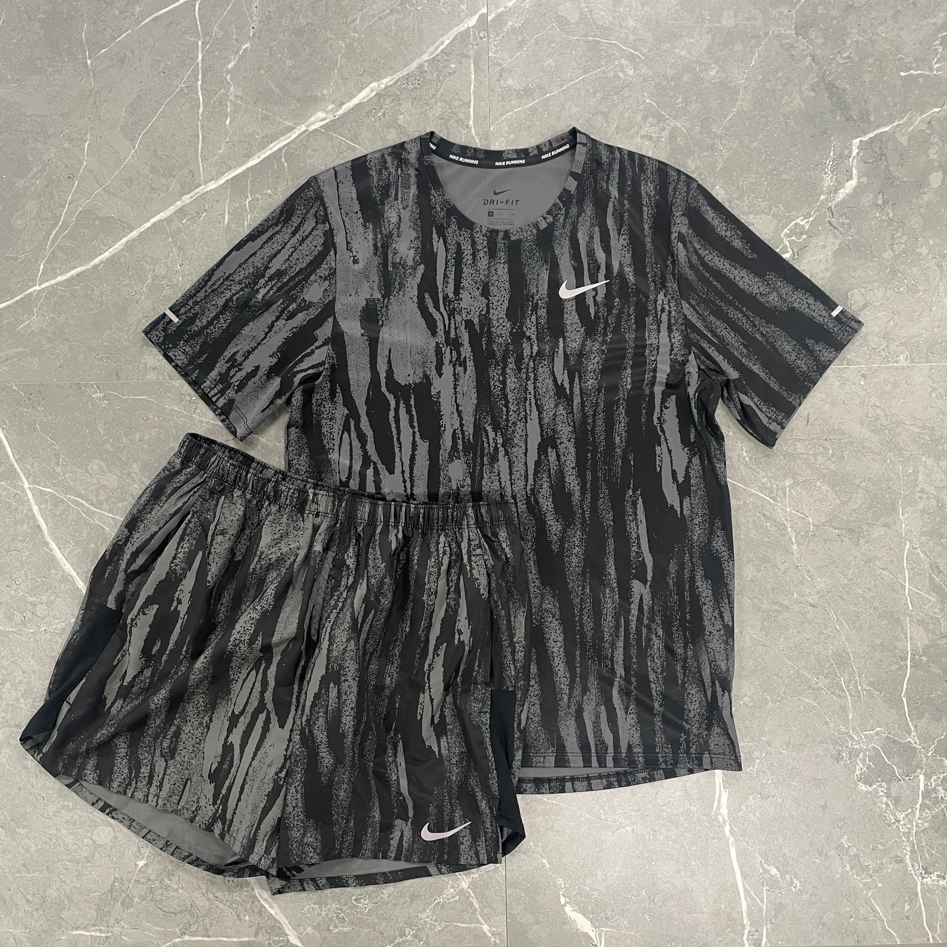 Nike Safari Set - (2nd Hand)