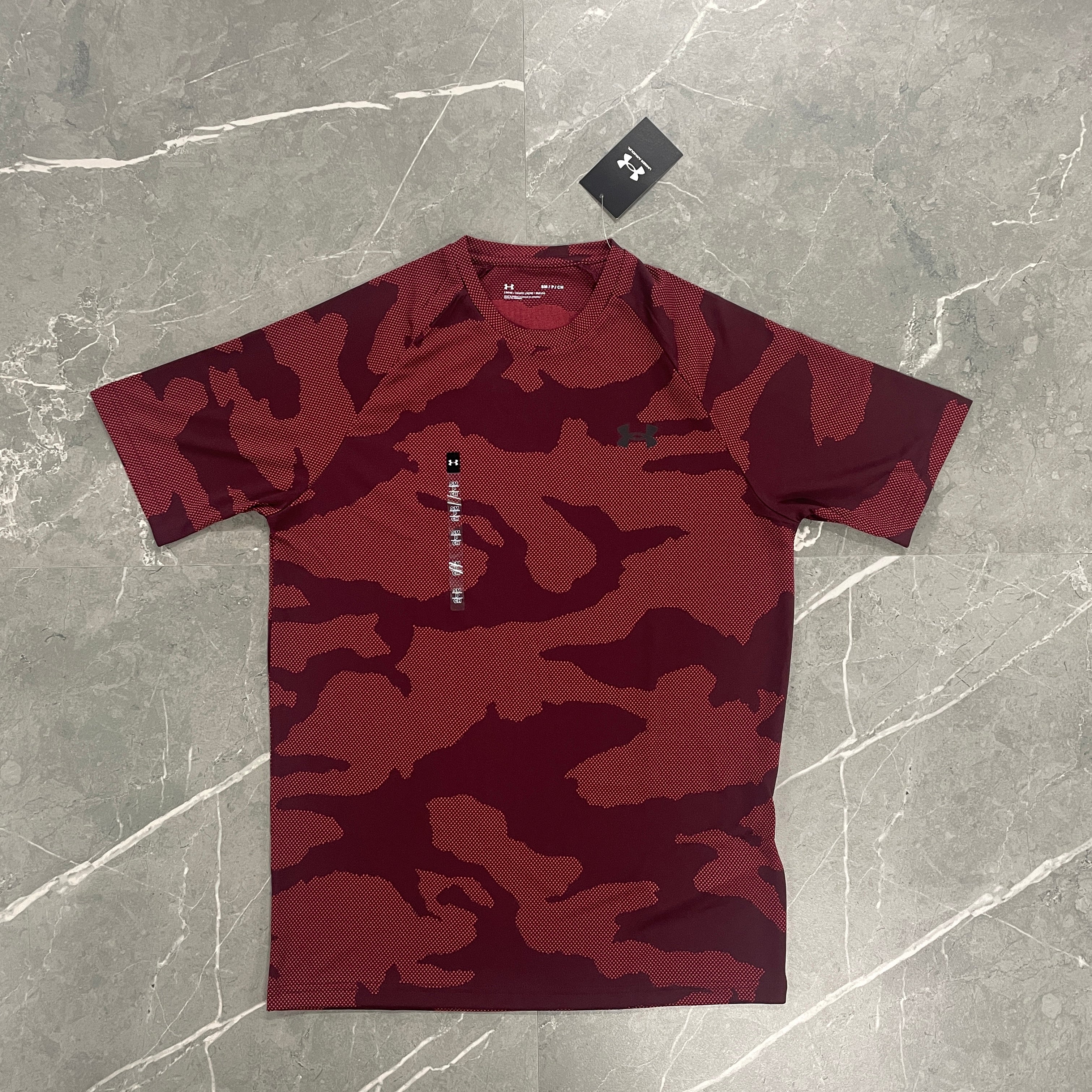 Under Armour Camo T- Shirt - Maroon