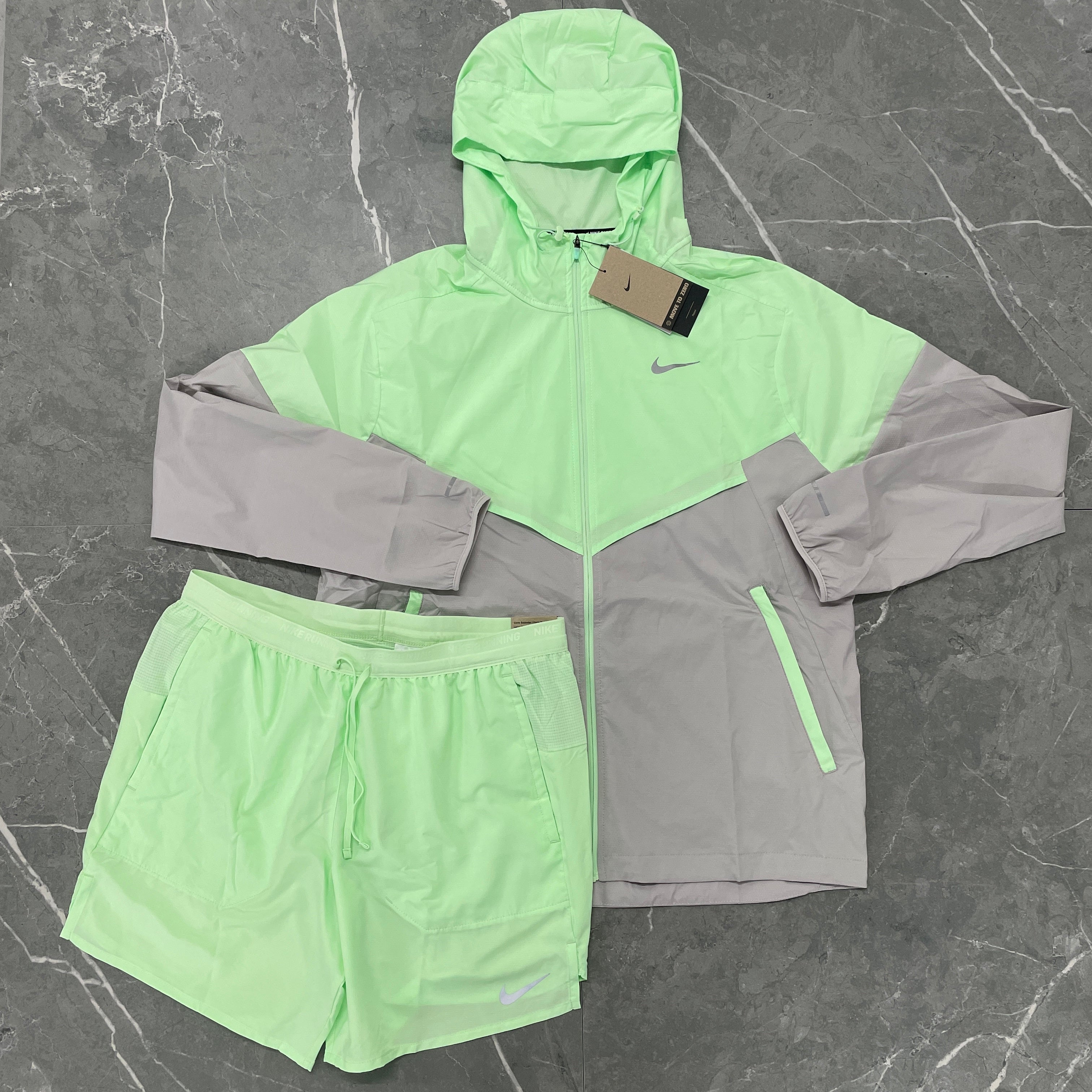 Nike Windrunner and 7” Flex Shorts - Vapour Green