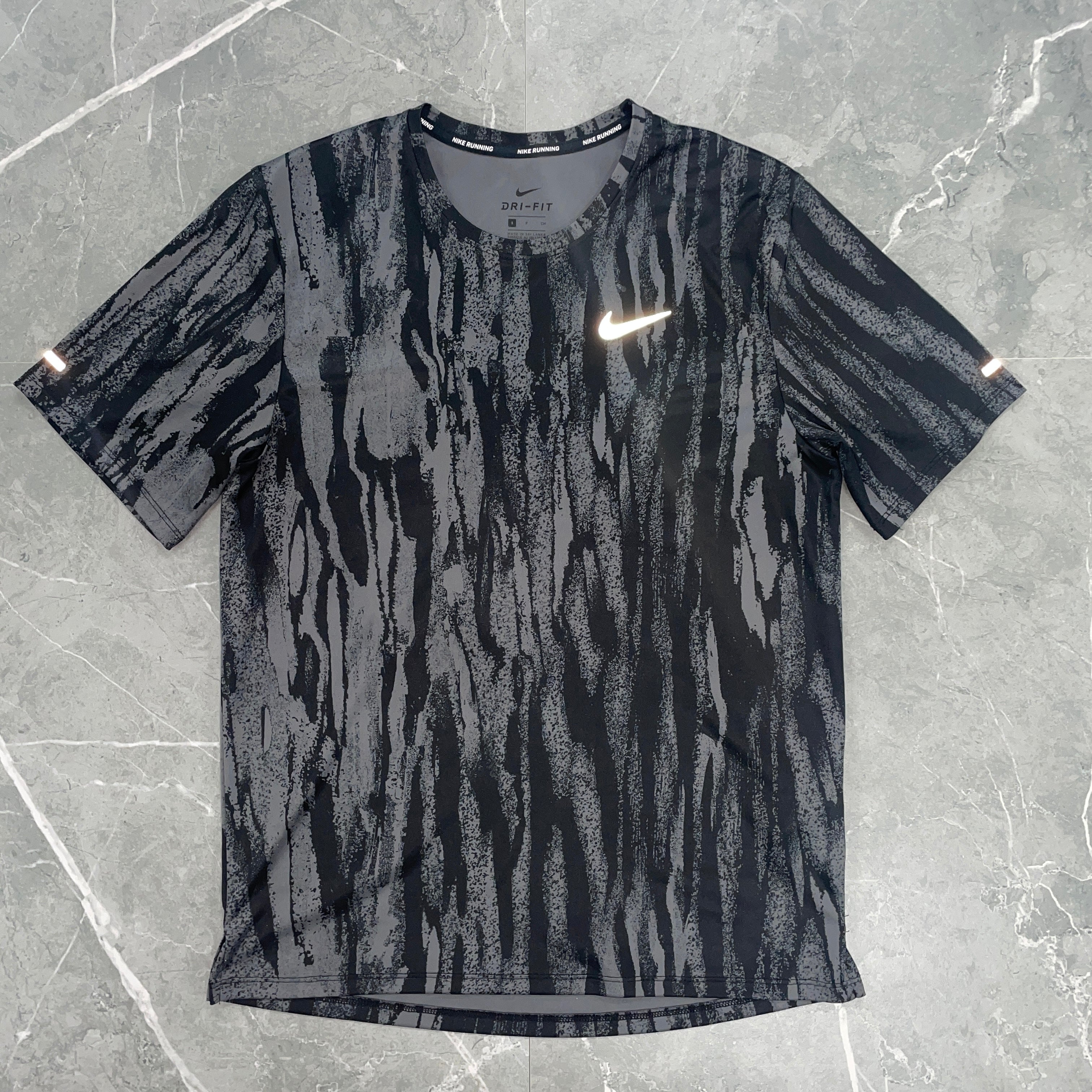 Nike Safari Set - (2nd Hand)