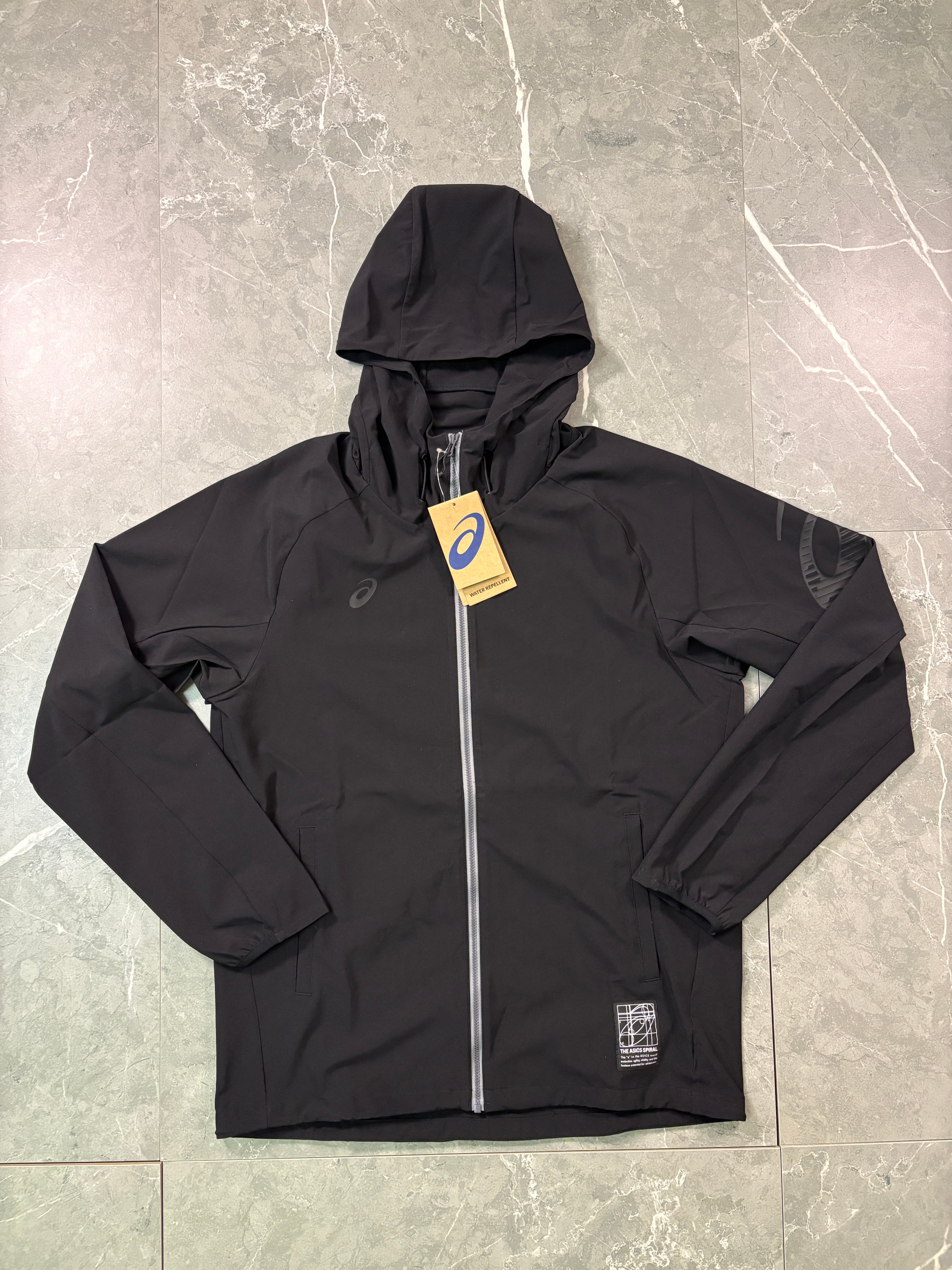 Asics Asia Exclusive Black/Grey Jacket & Shorts Set